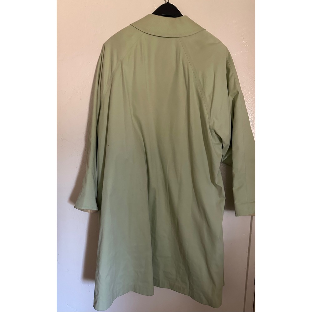 Vintage Burberrys' Mint Sage Green Mac Trench Coat Size 12L w/ Hanger & Dust Bag - Picture 3 of 11